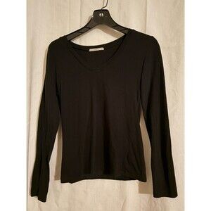 Active Basic Women’s Black Long Sleeve V‑Neck Top – Size M